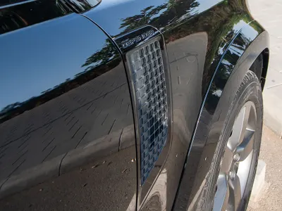 2024 لاند روفر ديفيندر 110