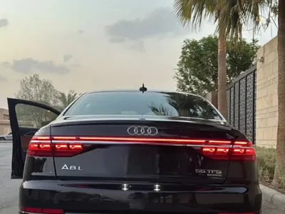 2023 اودي اي 8 50 تي إي اف اي