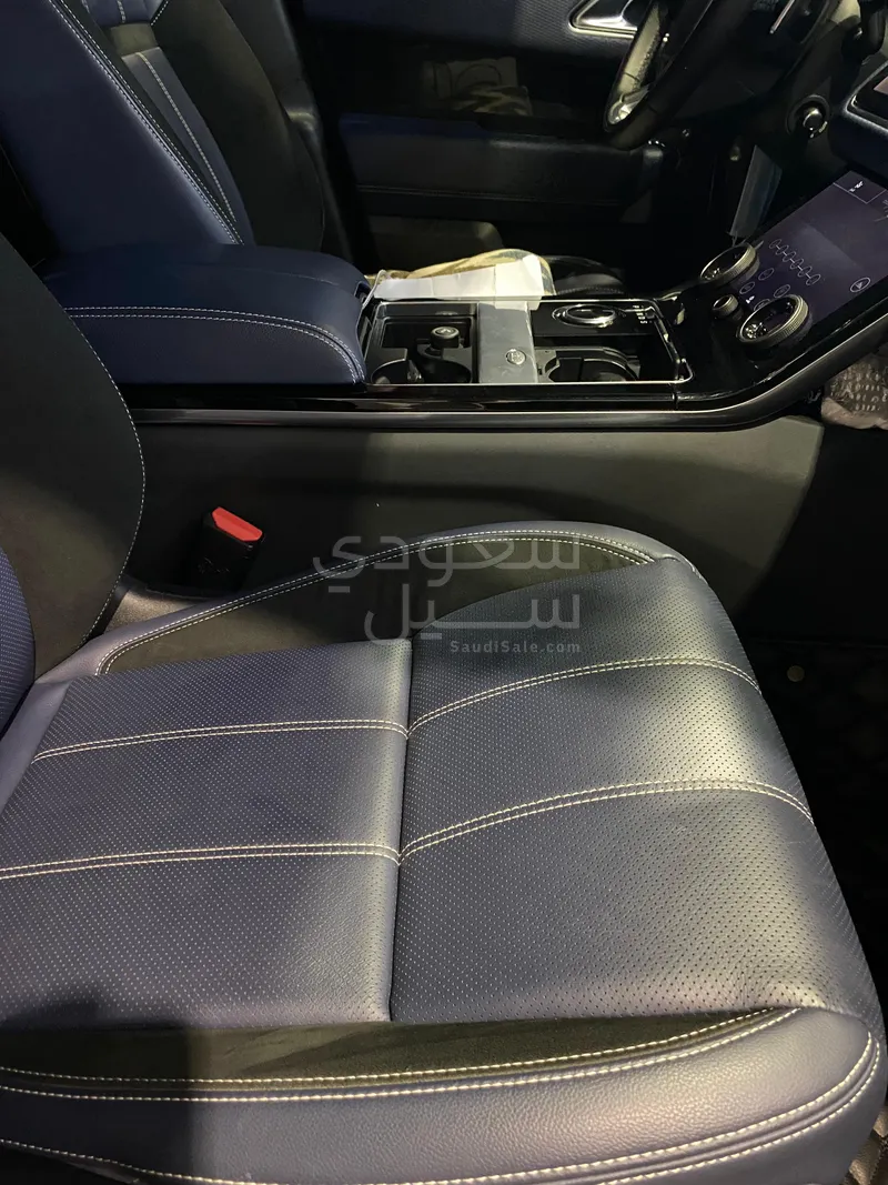 2021 لاند روفر رينج روفر فيلار فيلار