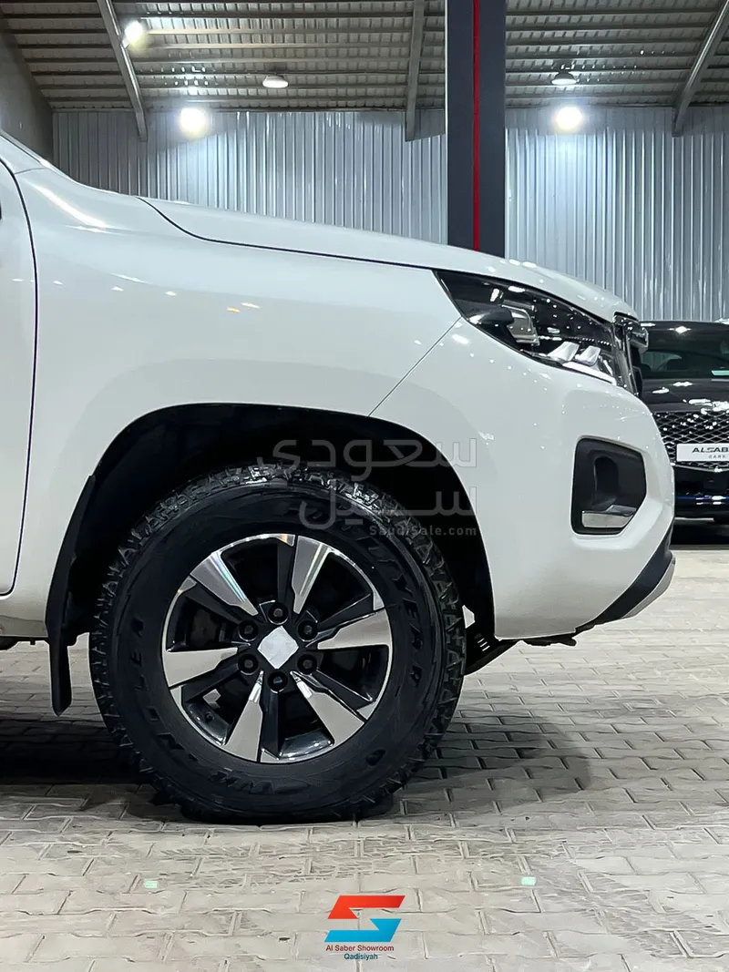 2023 بيجو بيك اب