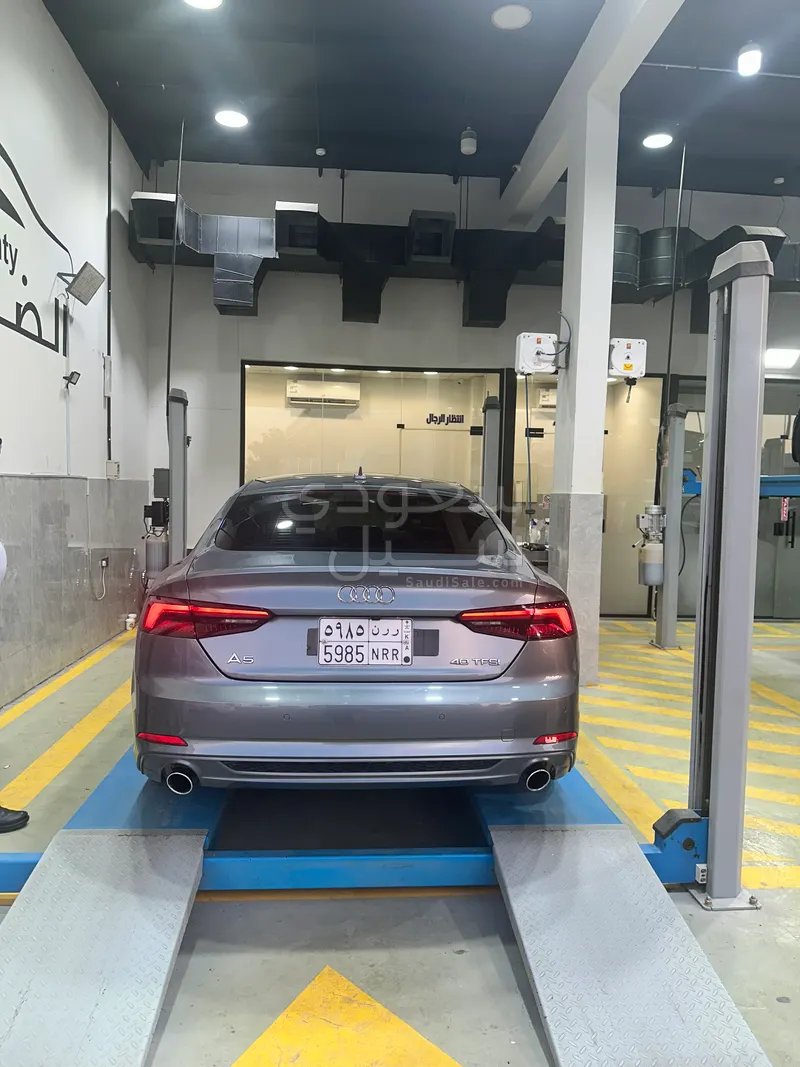 2018 اودي اي 5 40 تي اف اس اي اس لاين