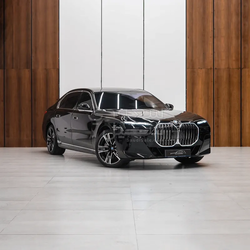 2025 بي ام دبليو الفئة اي