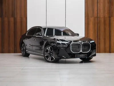 2025 بي ام دبليو الفئة اي