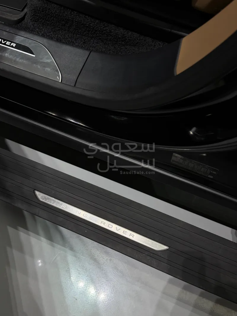 2025 لاند روفر رينج روفر اتش اس اي