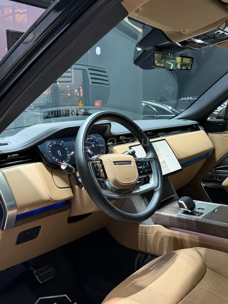 2025 لاند روفر رينج روفر اتش اس اي