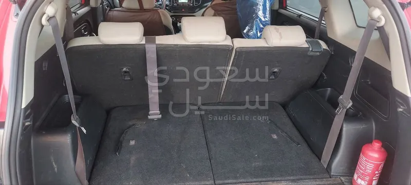 2014 كيا كارنز