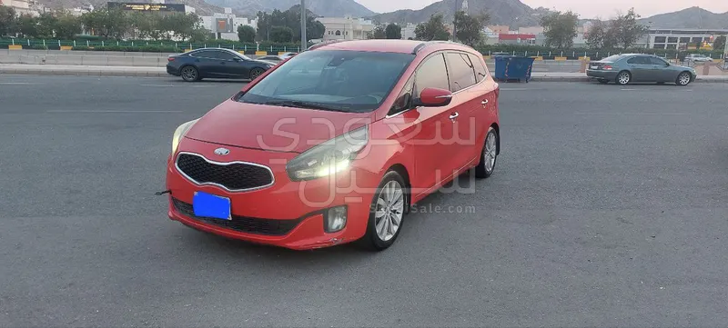 2014 كيا كارنز