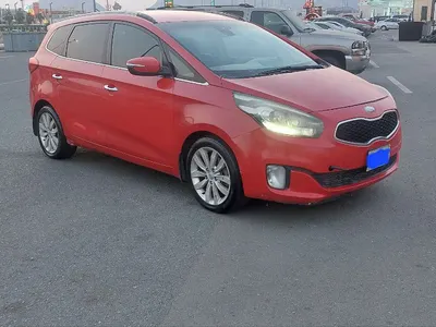 2014 كيا كارنز