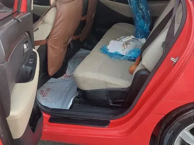 2014 كيا كارنز