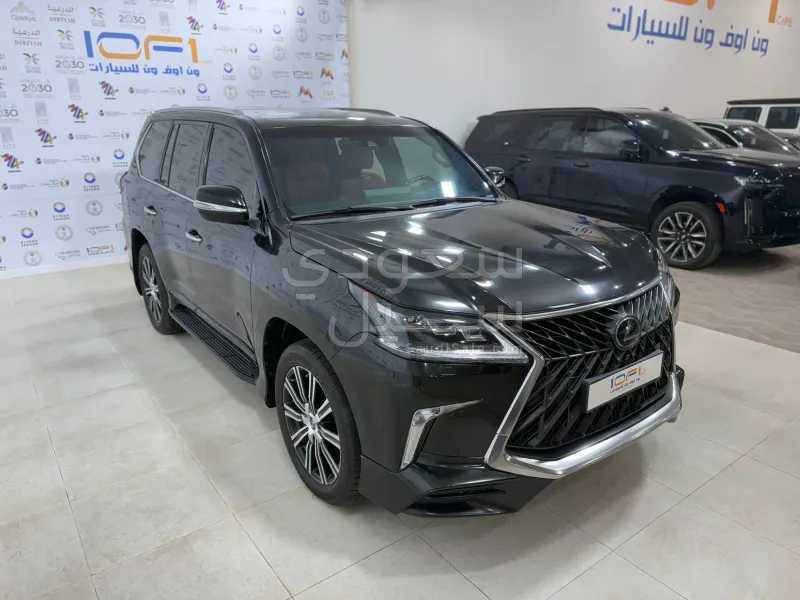 2020 لكزس إل إكس 570 اس