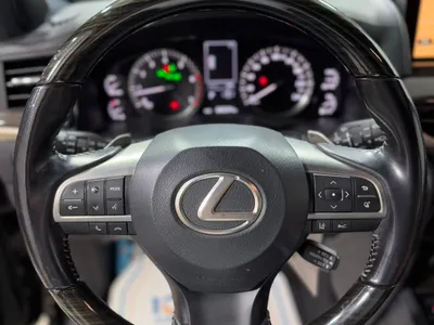 2020 لكزس إل إكس 570 اس