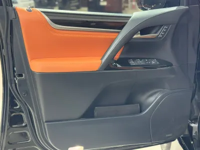 2020 لكزس إل إكس 570 اس