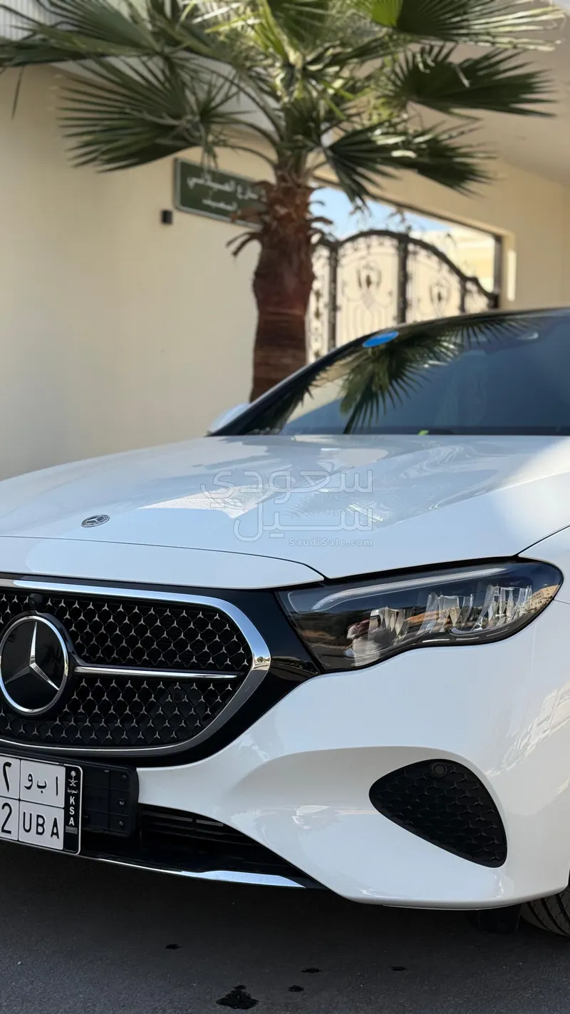 2025 مرسيدس - بنز إي 200