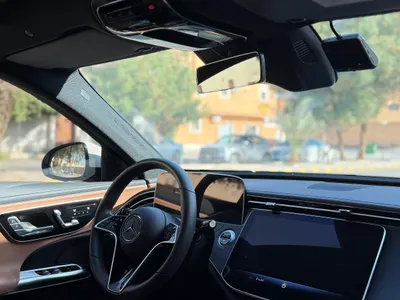 2025 مرسيدس - بنز إي 200