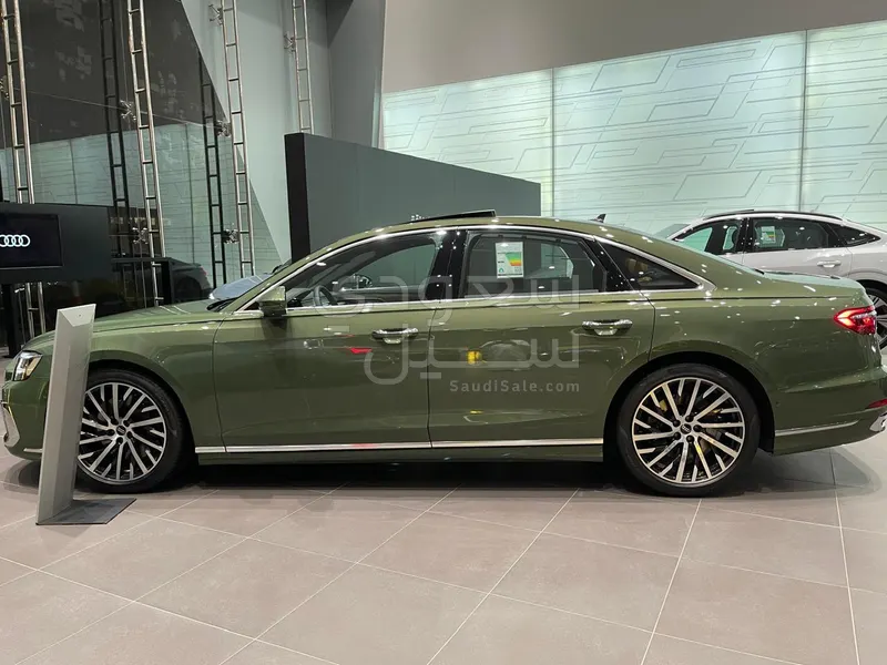 2023 اودي اي 8