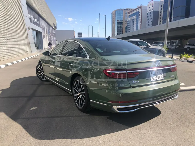 2023 اودي اي 8