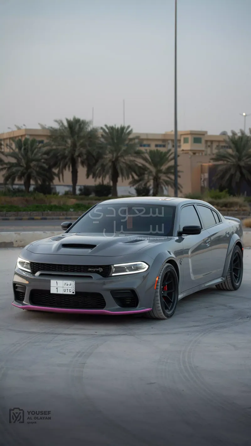 2023 دودج تشارجر اس ار تي هيلكات رد اي