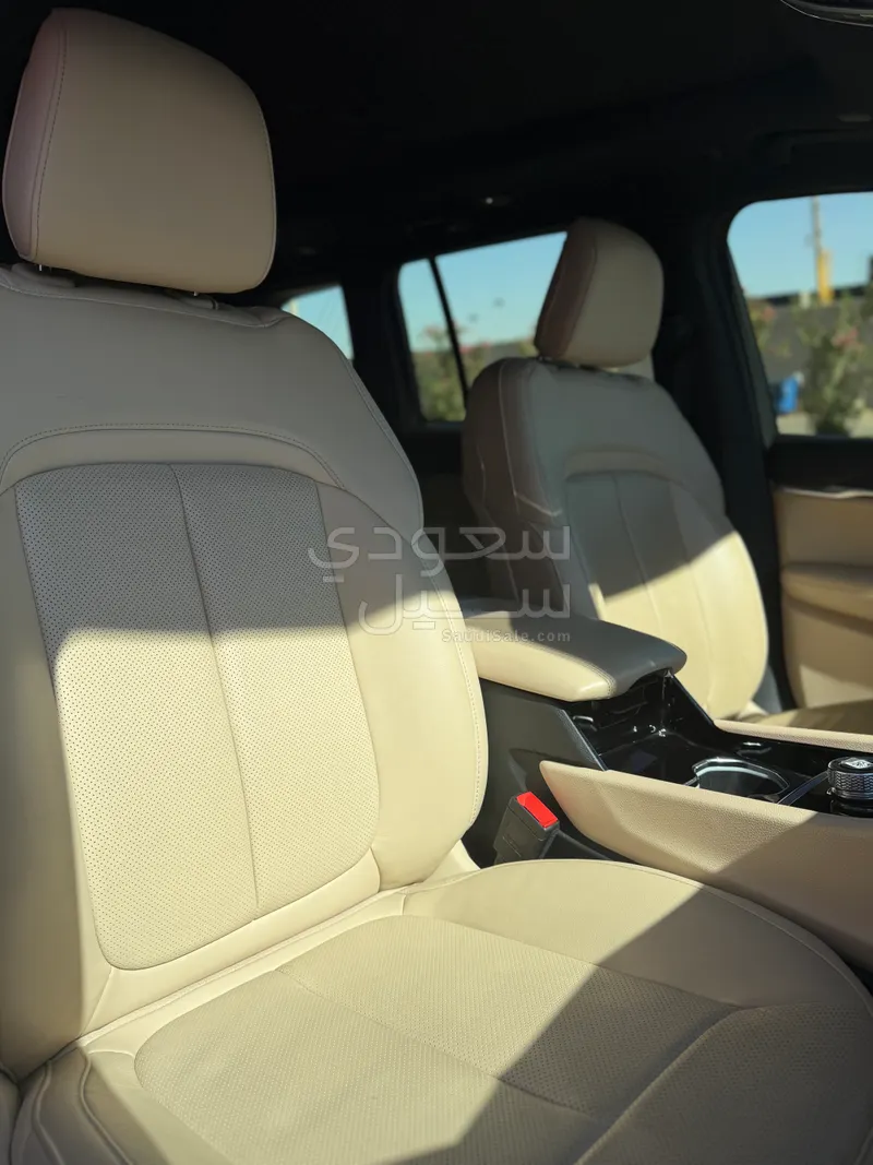 2023 جييب جراند شيروكي ليميتد