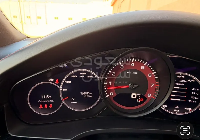 2023 بورش كايين بلاتينيوم اديشن