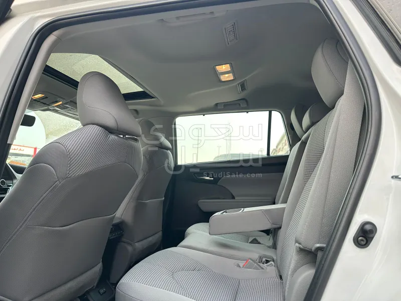 2025 تويوتا هايلاندر