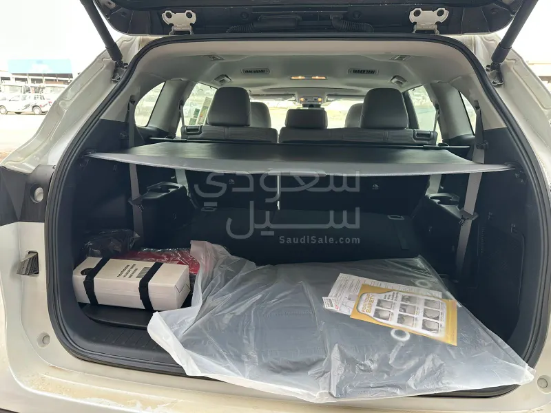 2025 تويوتا هايلاندر