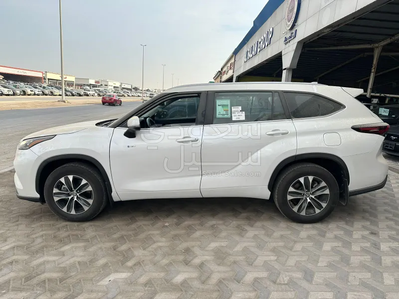 2025 تويوتا هايلاندر