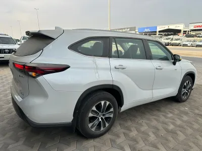 2025 تويوتا هايلاندر