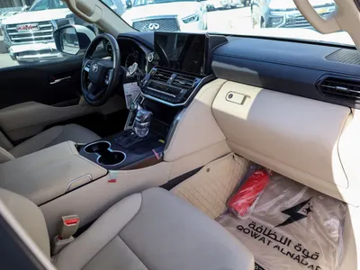 2024 تويوتا لاند كروزر جي اكس ار