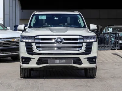 2024 تويوتا لاند كروزر جي اكس ار