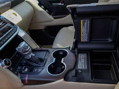 2024 تويوتا لاند كروزر جي اكس ار