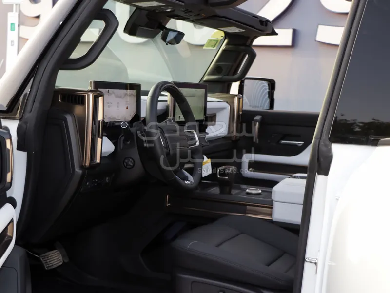 2024 جي ام سي همر اتش اي في