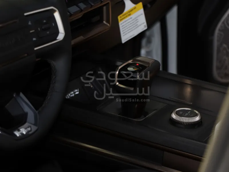 2024 جي ام سي همر اتش اي في