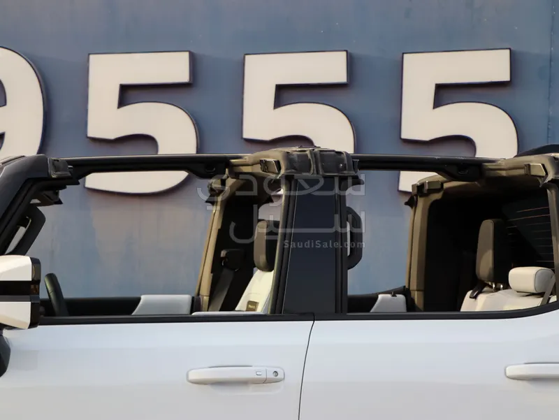 2024 جي ام سي همر اتش اي في