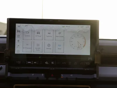 2024 جي ام سي همر اتش اي في