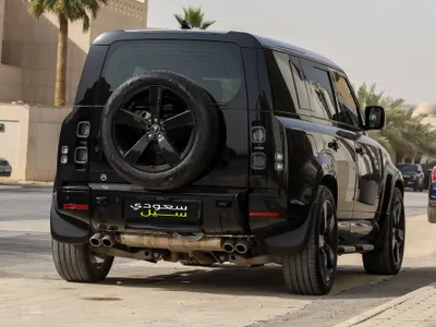 2025 لاند روفر ديفيندر اكس داينمك