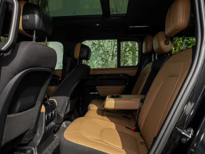 2025 لاند روفر ديفيندر اكس داينمك