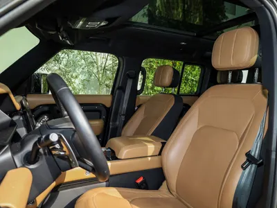 2025 لاند روفر ديفيندر اكس داينمك