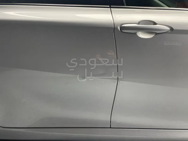 2024 تويوتا كامري ال اي