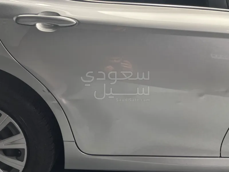 2024 تويوتا كامري ال اي