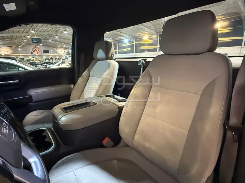 2020 جي ام سي سييرا اليفيشن