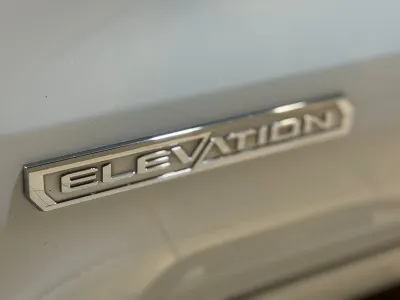 2020 جي ام سي سييرا اليفيشن