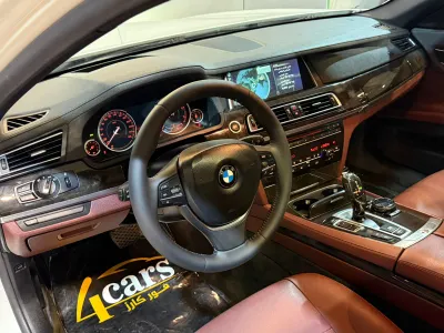 2014 بي ام دبليو الفئة السابعة 730 إل أي