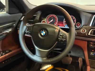 2014 بي ام دبليو الفئة السابعة 730 إل أي