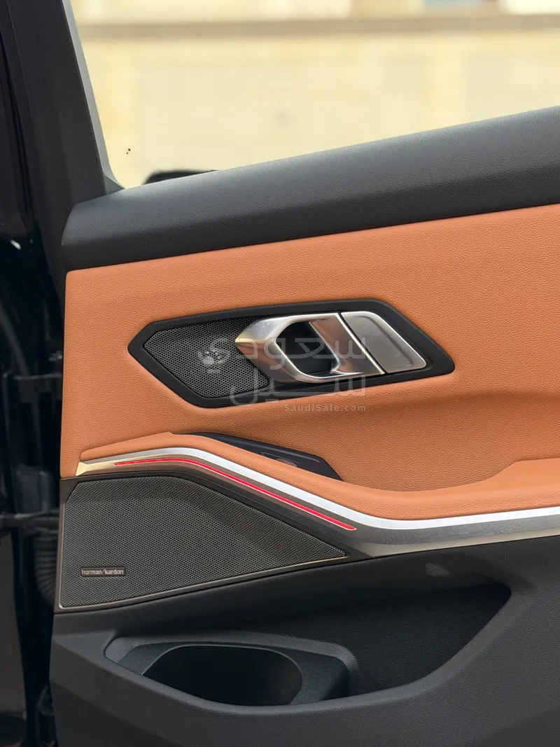 2024 بي ام دبليو الفئة الثالثة 320 أي