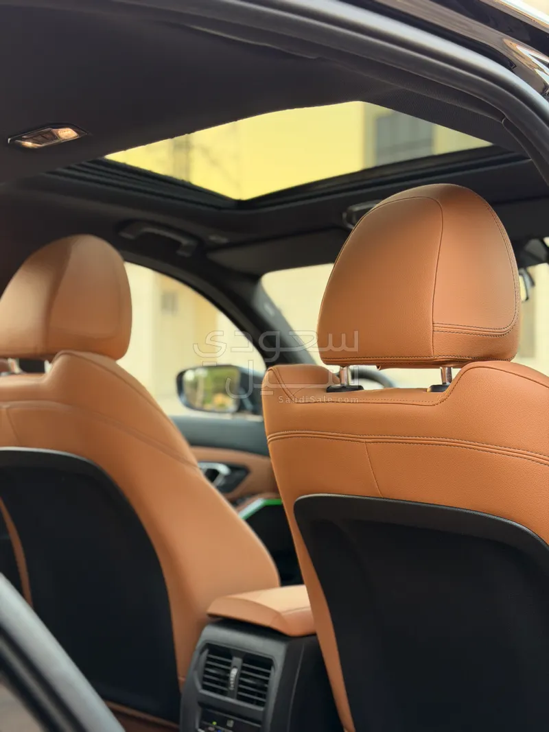 2024 بي ام دبليو الفئة الثالثة 320 أي