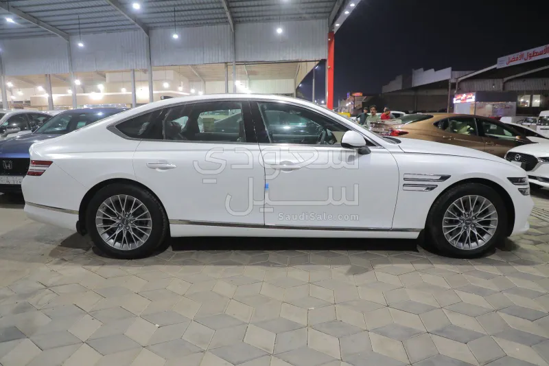 2024 جينيسيس جي 80