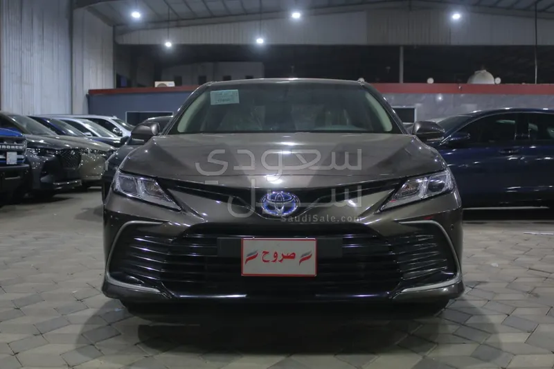 2024 تويوتا كامري ال اي