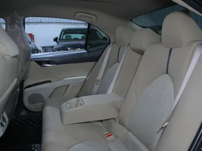 2024 تويوتا كامري ال اي