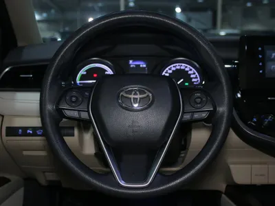 2024 تويوتا كامري ال اي