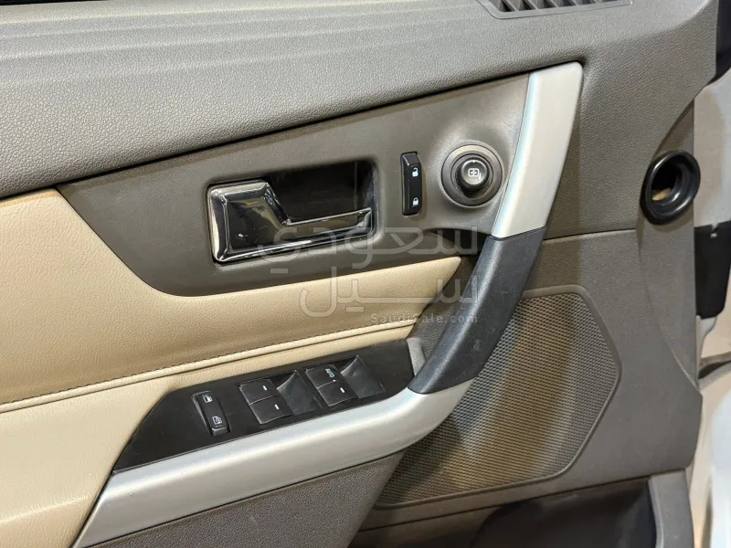 2014 فورد ادج